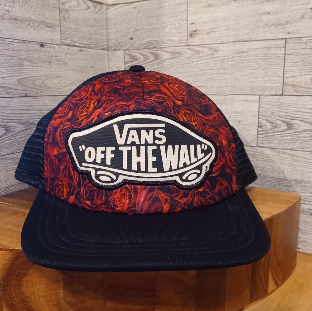 Vans off the wall patch roses trucker hat snapback